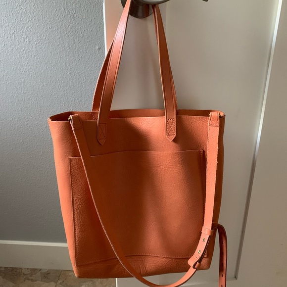 Madewell Transport Tote-Sweet Dahlia - Picture 2 of 5